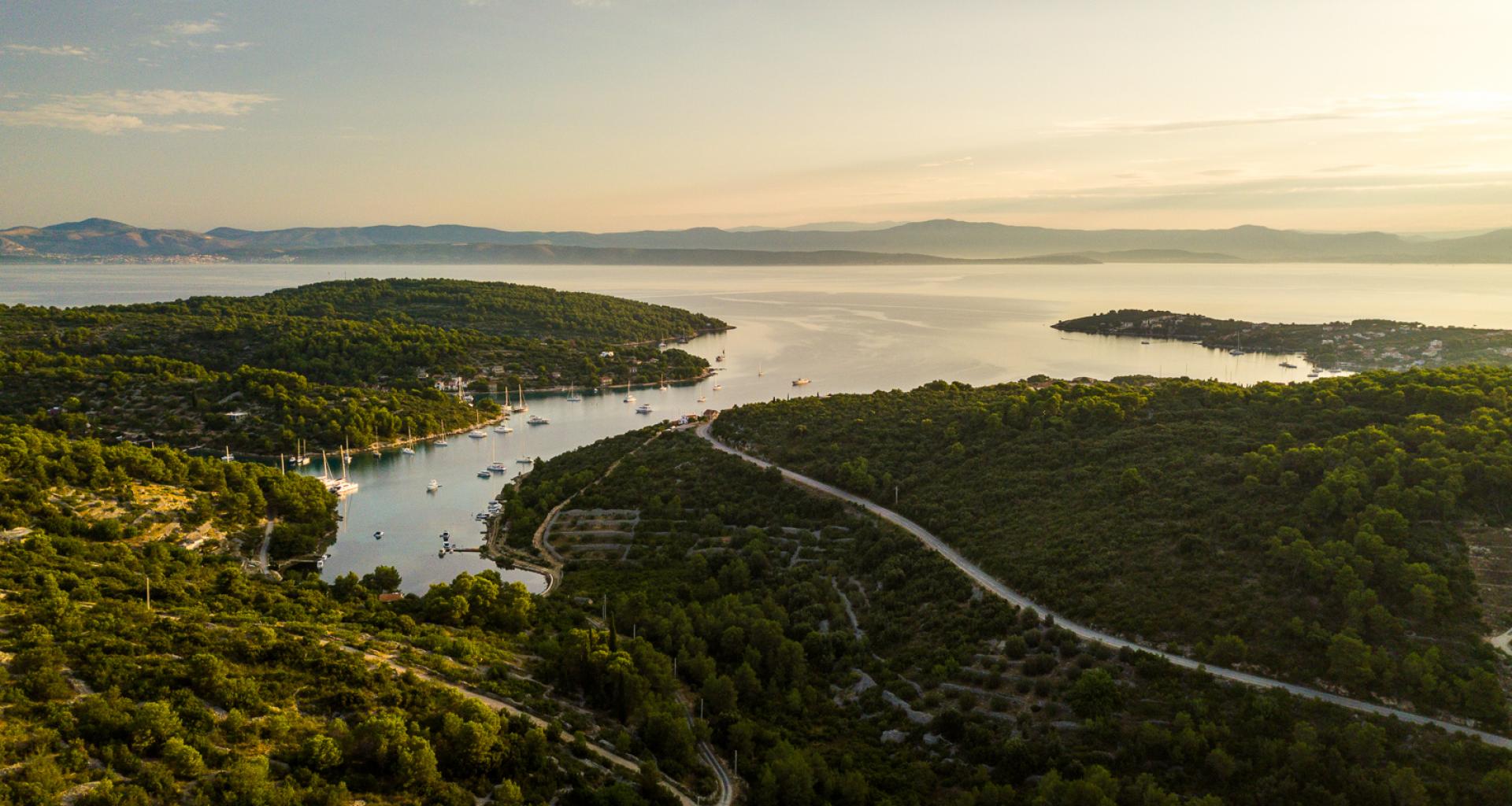 VIVOŠ - virtualni vodič otoka Šolte
